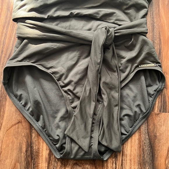 Vince Camuto Surf Shades V Neck Halter One Piece - Picture 7 of 16